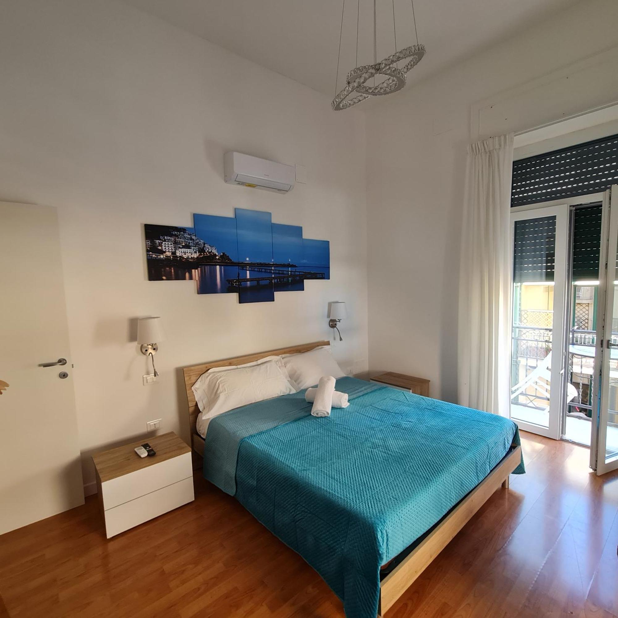Mare Fuori B&B Σαλέρνο Δωμάτιο φωτογραφία